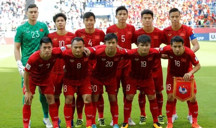 Số lượng cầu thủ bóng đá thi đấu trên sân